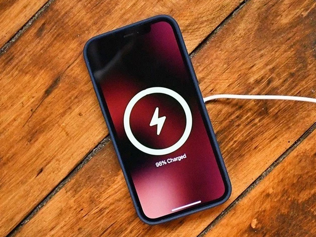 蛟河苹果手机维修分享iPhone 12可以随便充电吗 